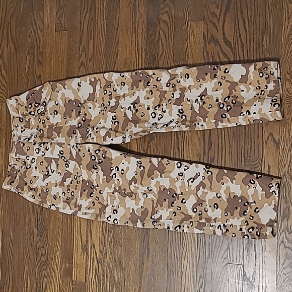 Camo Cargo Pants - Picture 1 of 7